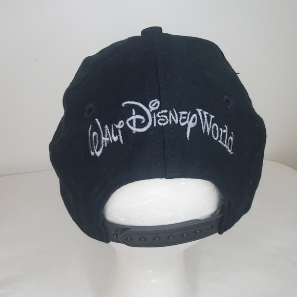 Disney -Walt Disney World -Mickey Mouse Cap In Black And Embroidered Mickey - Picture 11 of 11